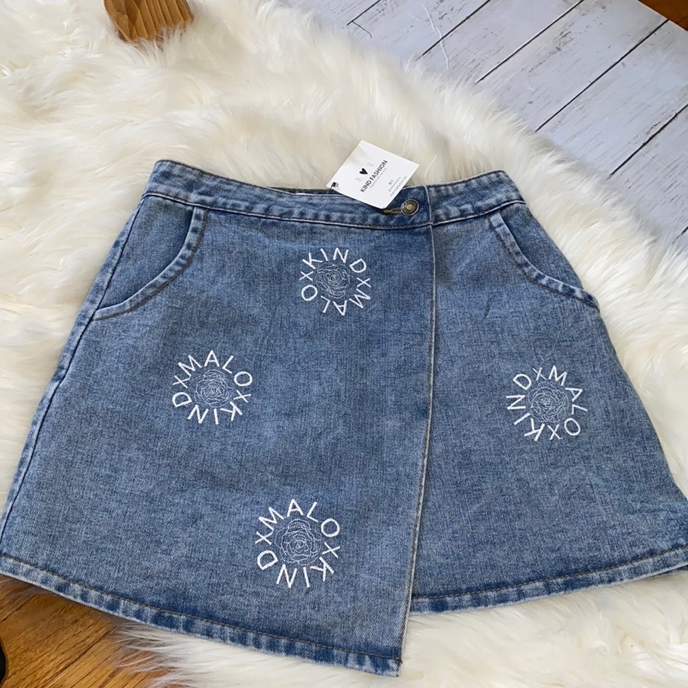 *SOLD*💚skirt kind fashion size S/M